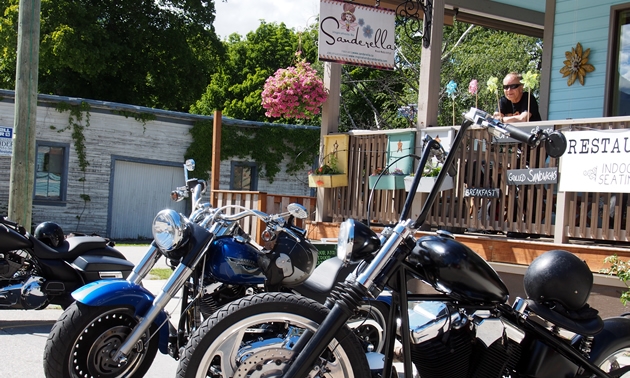 In New Denver, pause for some ice cream at the eclectic little souvenir shop Sanderella. | Photo by Doug Firby